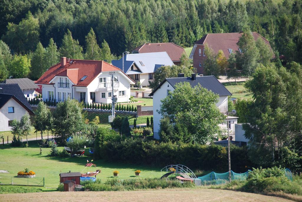 Pokoje Goscinne U Jasia I Malgosi W Chmielnie Na Kaszubach Chmielno Exterior photo